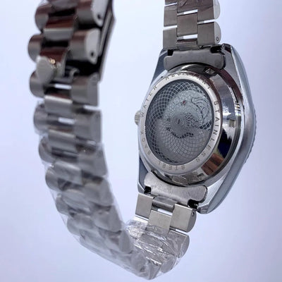 Elegant Silver Rolex Datejust Homage Watch
